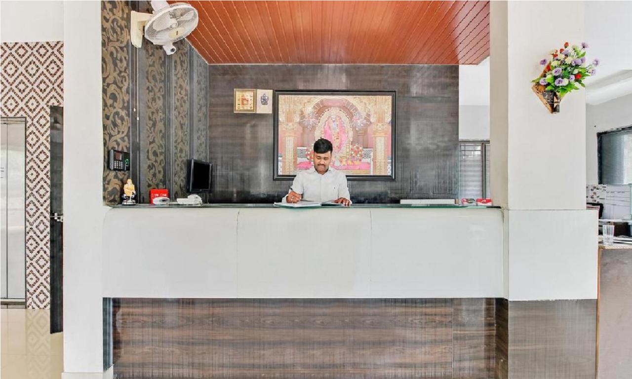 Hotel Wayfare Ширди Экстерьер фото