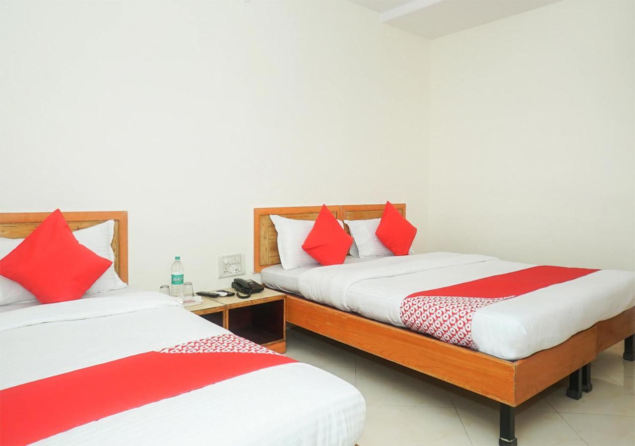 Hotel Wayfare Ширди Экстерьер фото