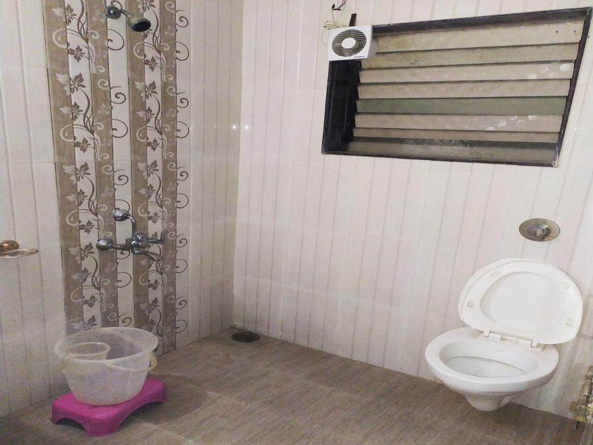 Hotel Wayfare Ширди Экстерьер фото