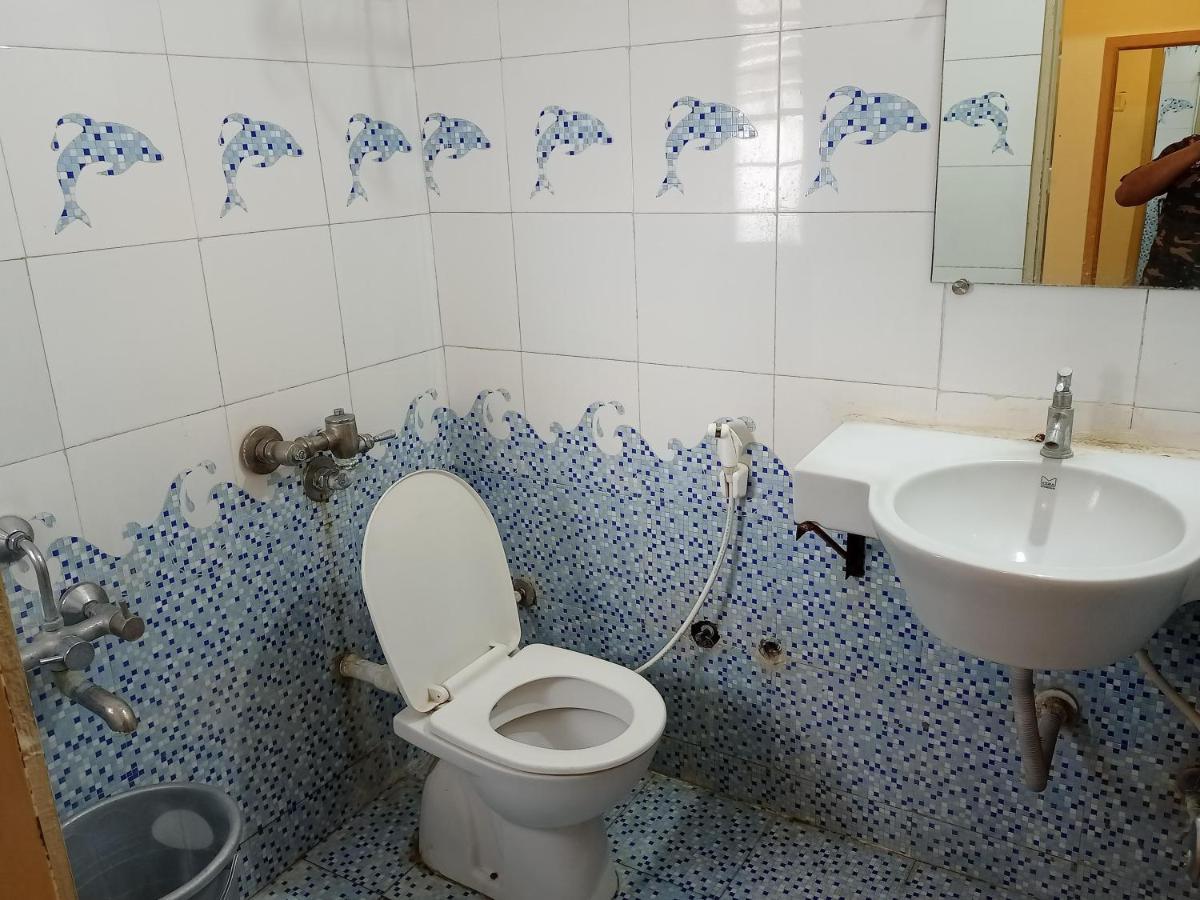 Hotel Wayfare Ширди Экстерьер фото